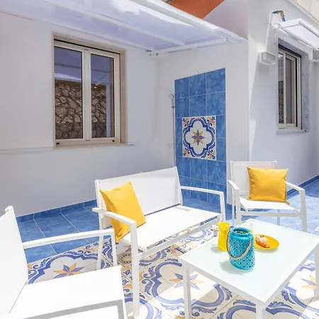 Relax شقة سورينتو